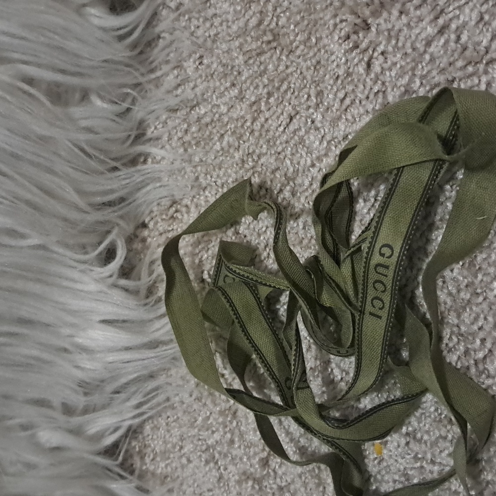 Gucci Ribbon - Picture 3 of 3